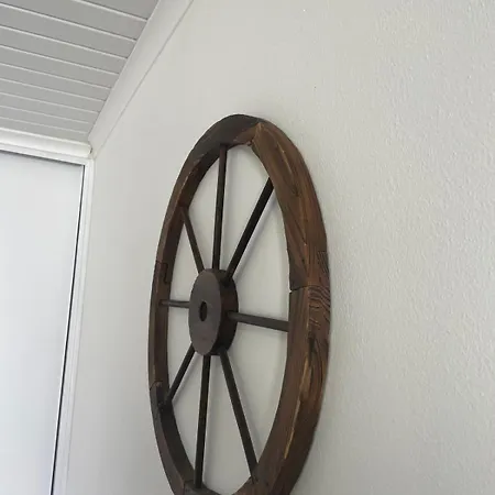 House In The Valley Casa de Férias